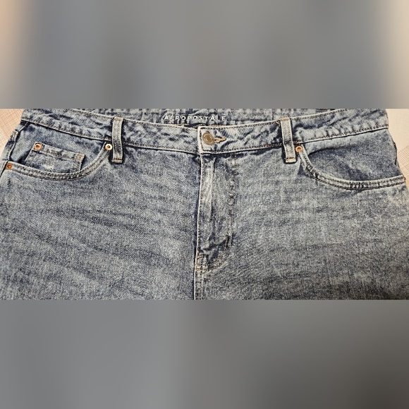 Distressed Aeropostale boyfriend jeans,Sz16 V-G - Picture 3 of 10